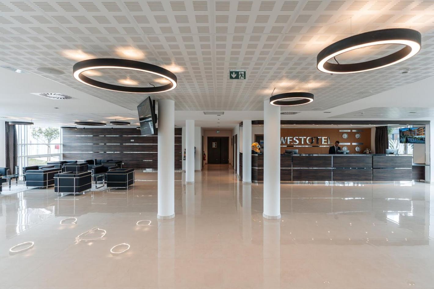 Westotel Taverny - Paris Val-D'Oise Екстер'єр фото