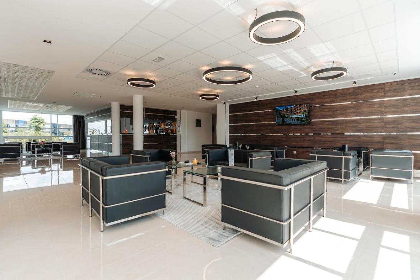 Westotel Taverny - Paris Val-D'Oise Екстер'єр фото