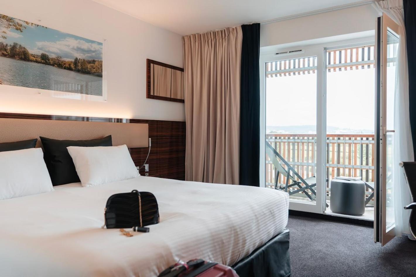Westotel Taverny - Paris Val-D'Oise Екстер'єр фото