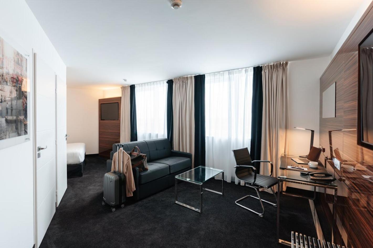 Westotel Taverny - Paris Val-D'Oise Екстер'єр фото