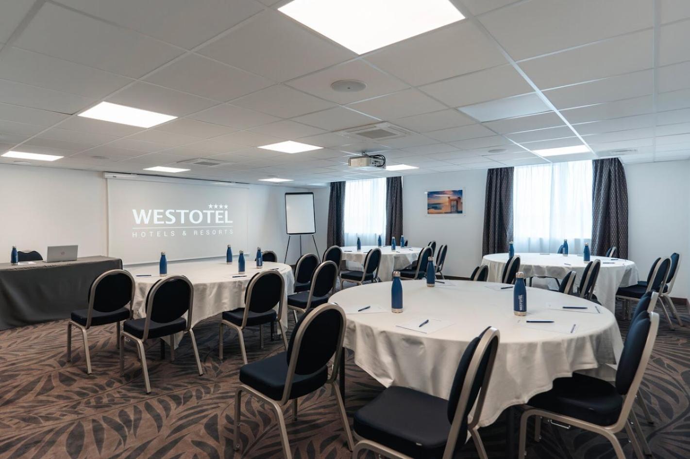 Westotel Taverny - Paris Val-D'Oise Екстер'єр фото